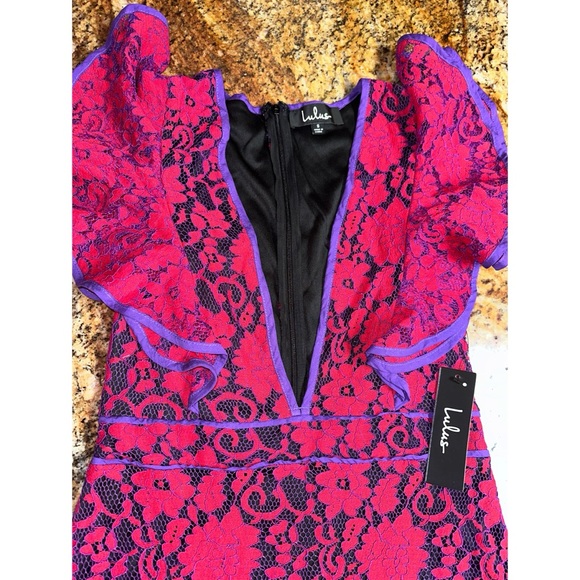 Lulu’s Small Dress - Picture 2 of 2